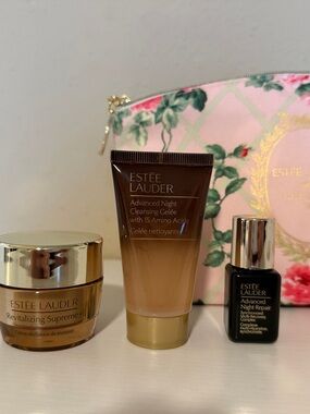 Estée Lauder Mini Skincare Set with cosmetic bag Advance Night Repair